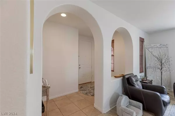 8120 Meadow Pasture Street, North Las Vegas, NV 89085