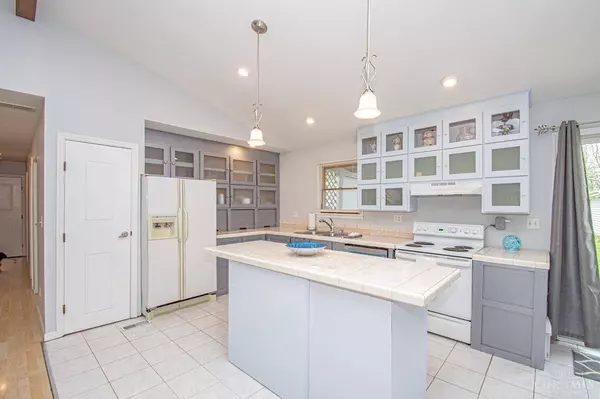 5585 Horseshoe Bend Rd, Liberty Twp, OH 45011