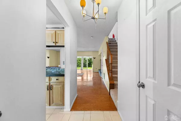 46 Kingston RUN, North Brunswick, NJ 08902