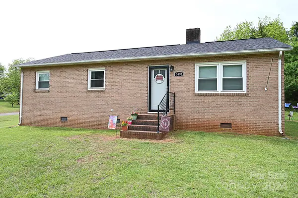 3493 Toms RD, Claremont, NC 28610