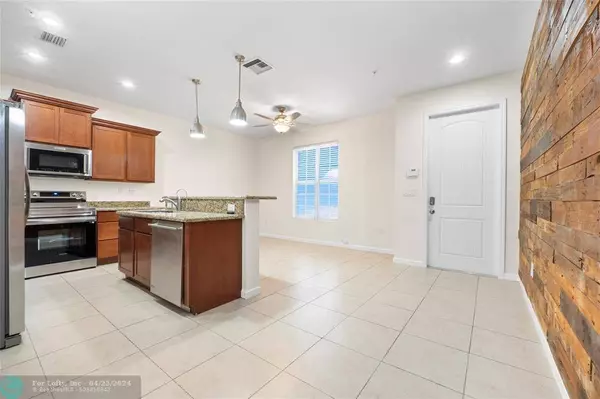 726 SW 1 way  #0, Pompano Beach, FL 33060