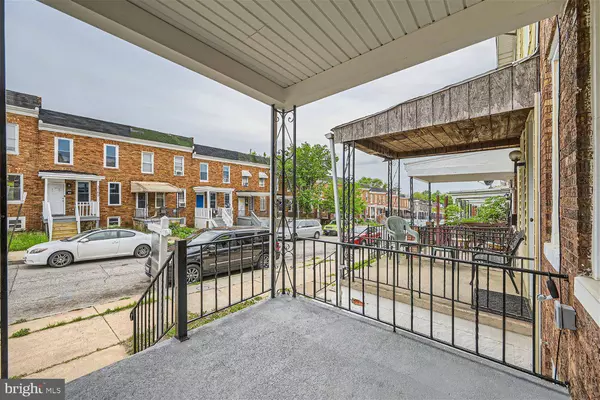 3176 RAVENWOOD AVE, Baltimore, MD 21213