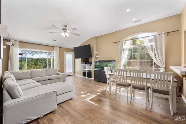 1457 Quiet Court, Merced, CA 95340