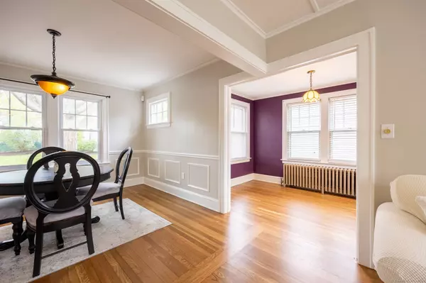 37 Laurel Street, Middletown, CT 06457