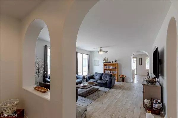 8120 Meadow Pasture Street, North Las Vegas, NV 89085