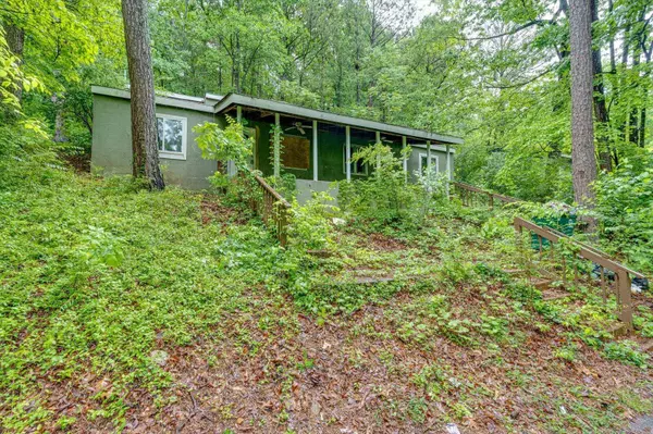 3422 Birchwood Dr, Chattanooga, TN 37406