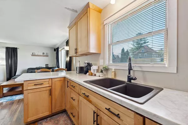 430 W Main Street, Reedsburg, WI 53959