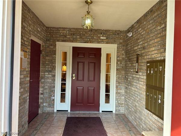 1 Westwood DR #101, St. Clairsville, OH 43950