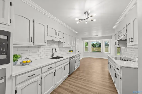 14914 Clovercrest Drive SE, Huntsville, AL 35803