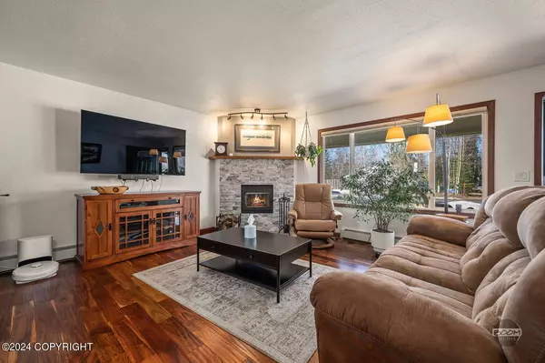 10119 Wildwood ST, Eagle River, AK 99577