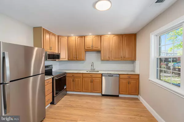 207 1ST AVE, Richlandtown, PA 18955