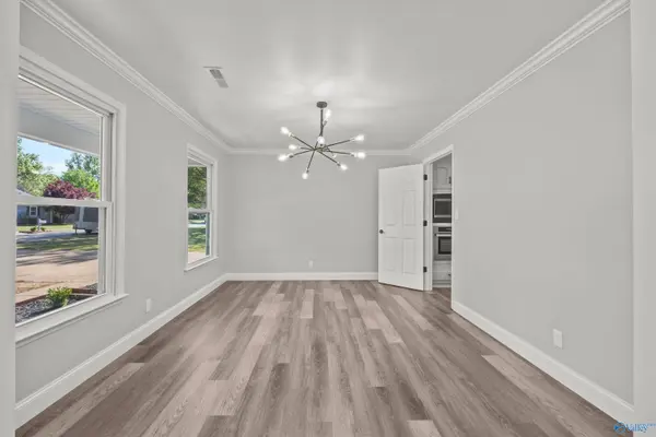 14914 Clovercrest Drive SE, Huntsville, AL 35803