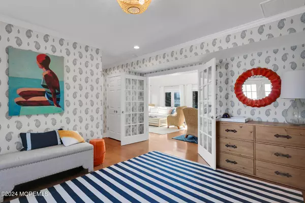 254 Curtis Point Drive, Mantoloking, NJ 08738