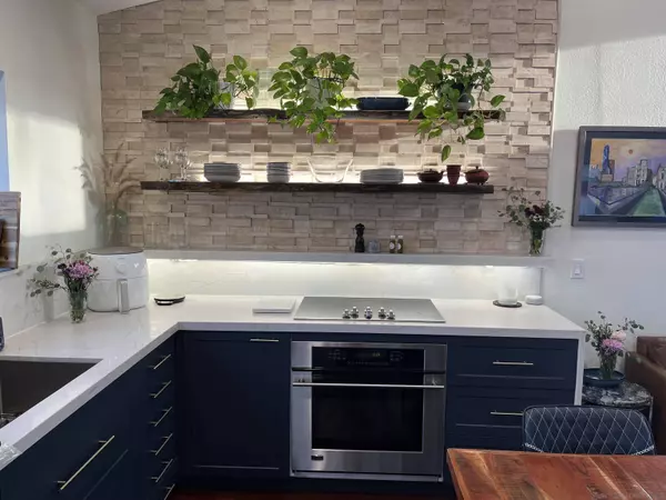 4561 North Ave #7, San Diego, CA 92116