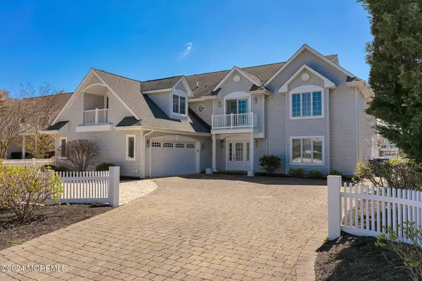 254 Curtis Point Drive, Mantoloking, NJ 08738