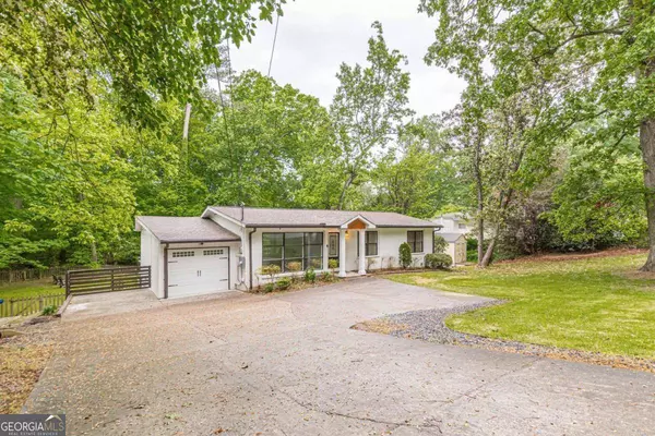 1065 Lee CIR NE, Atlanta, GA 30324