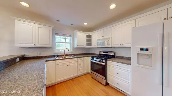 205 Mockingbird Court, Pinehurst, NC 28374