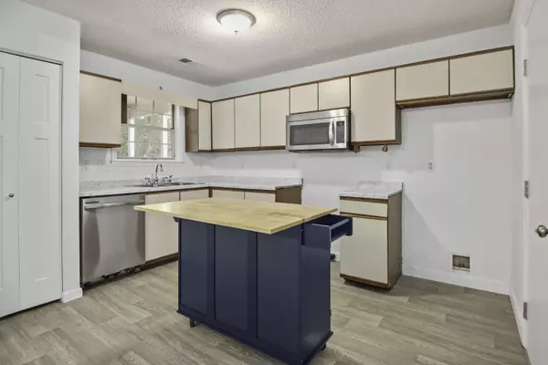 110 Paddock Way, Summerville, SC 29486