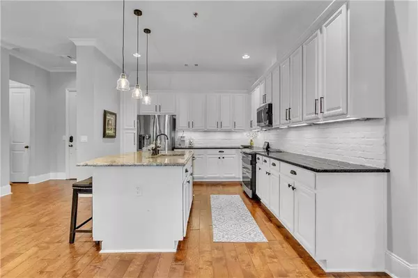 360 Chambers ST #103, Woodstock, GA 30188