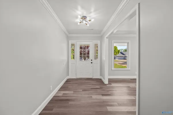 14914 Clovercrest Drive SE, Huntsville, AL 35803