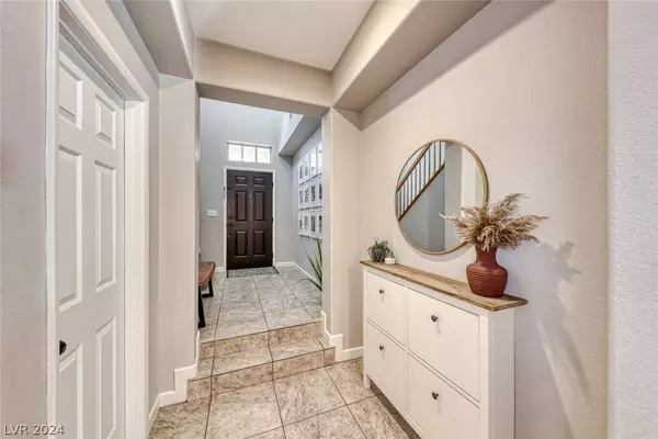 9195 Whitecap Rains Court, Las Vegas, NV 89148