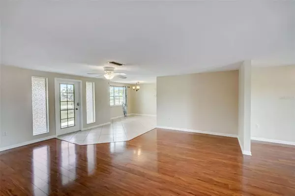 31 YOUNG AVE, Englewood, FL 34223