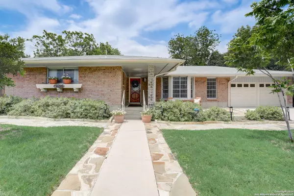 9303 WHITEHALL ST, San Antonio, TX 78216-5237