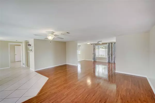 31 YOUNG AVE, Englewood, FL 34223