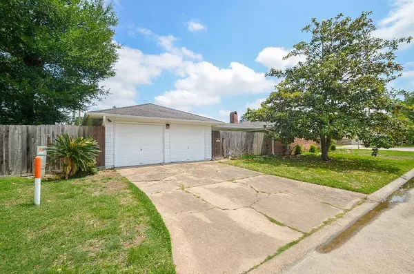 14123 Woodforest BLVD, Houston, TX 77015