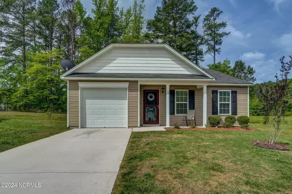 804 Thornberry Ct Court, Spring Hope, NC 27882