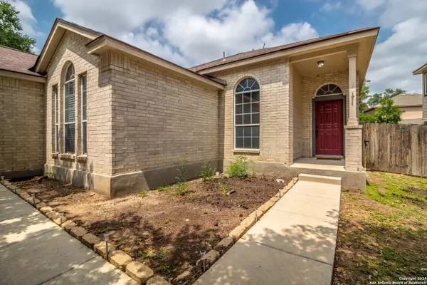 10807 Marot Fld, Helotes, TX 78023