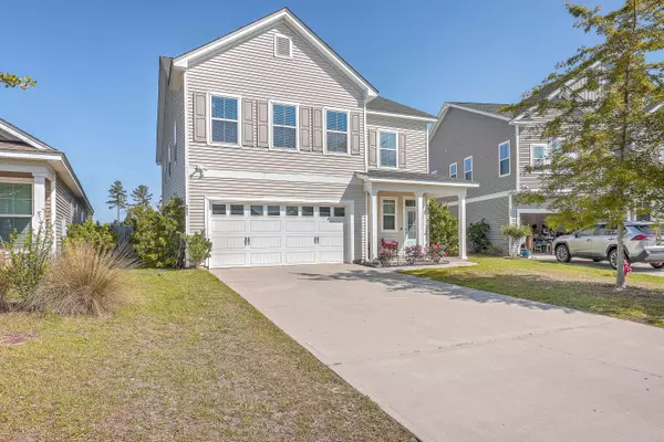 255 Palmetto Walk Dr, Summerville, SC 29486