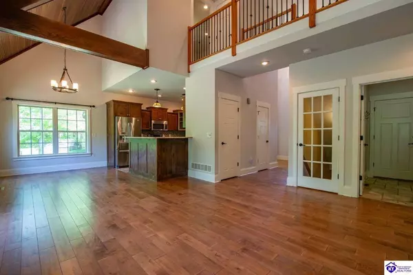 325 Dogwood Circle, Radcliff, KY 40160