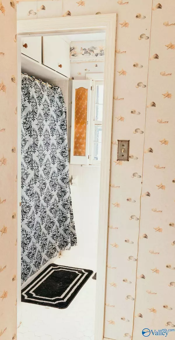 1119 Bessemer Road NW, Huntsville, AL 35816