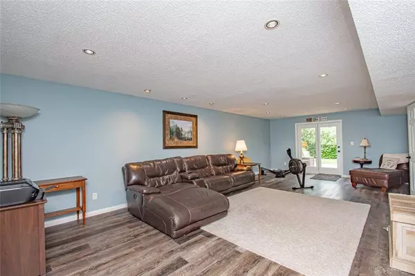 855 Watkins Glen Drive, Washington Twp, OH 45458