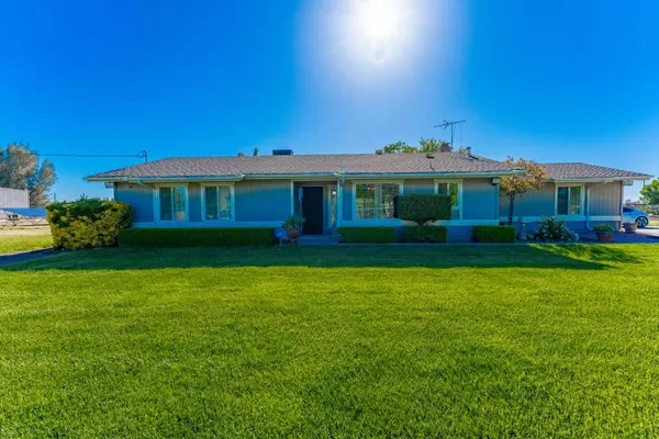 1804 N Ring Avenue, Fresno, CA 93723