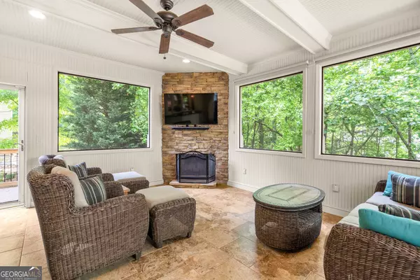 520 Sentry Ridge XING, Suwanee, GA 30024