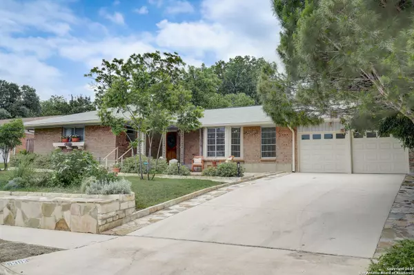 9303 WHITEHALL ST, San Antonio, TX 78216-5237