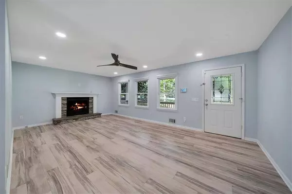 250 Pine Acres DR, Canton, GA 30115