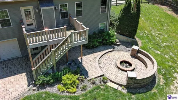 325 Dogwood Circle, Radcliff, KY 40160