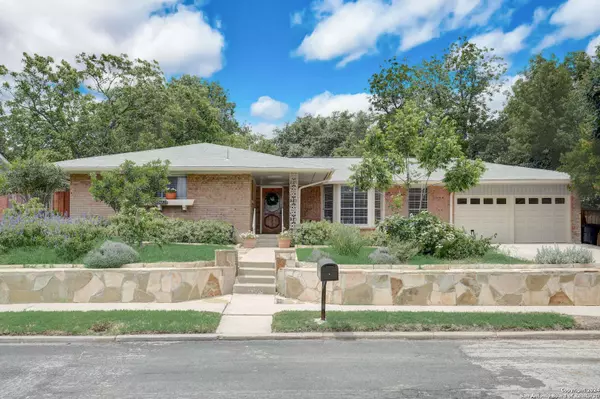 9303 WHITEHALL ST, San Antonio, TX 78216-5237