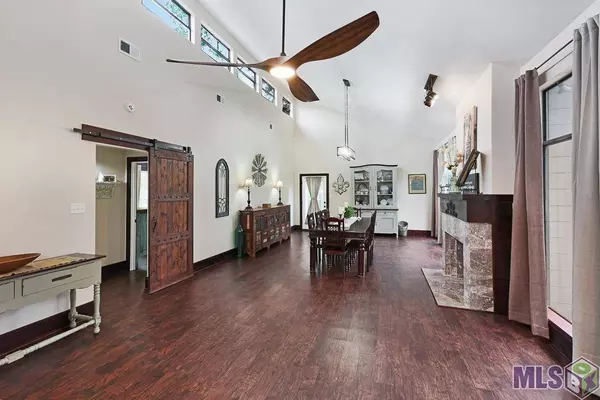 25595 MCCARROLL RD, Springfield, LA 70462