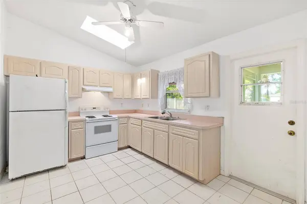 11 RYECROFT LN, Palm Coast, FL 32164