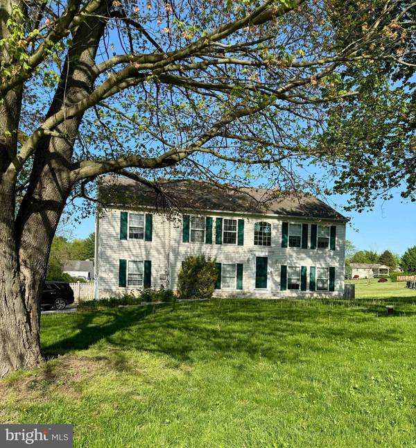 218 VALLEY GREEN DR, Coatesville, PA 19320