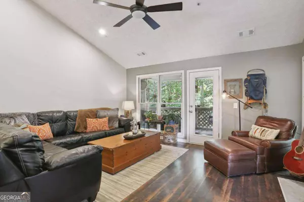 4012 Camden WAY, Alpharetta, GA 30005