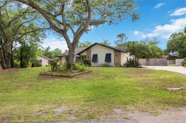 4822 WILD DOVE LN, Sarasota, FL 34232