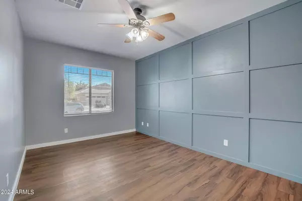 17830 W COLUMBINE Drive, Surprise, AZ 85388