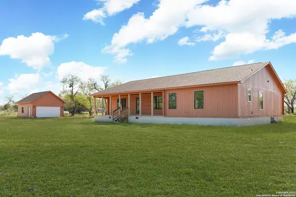 3414 FM 3175, Lytle, TX 78052-3750