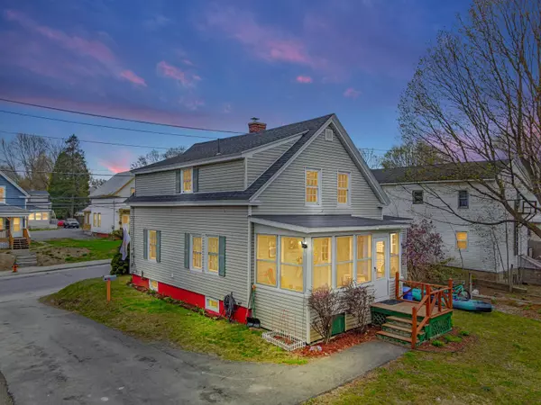 50 Western AVE, Waterville, ME 04901