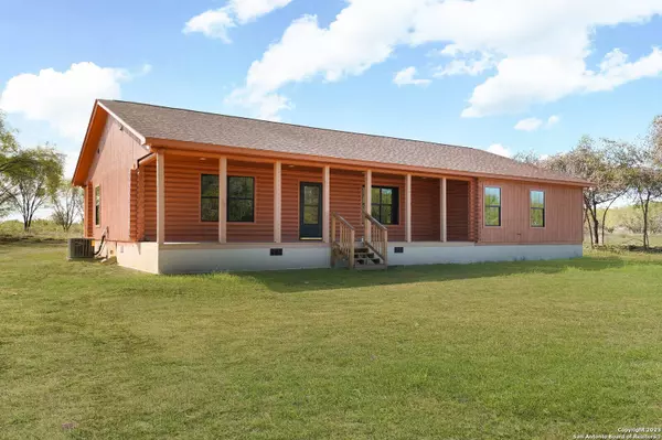 3414 FM 3175, Lytle, TX 78052-3750